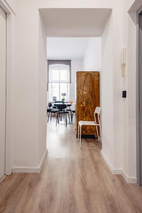 Apartamenty Wozna 14A, 2 Rooms, Self Check In 24H Poznan Exterior photo